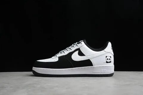 Nike air force panda