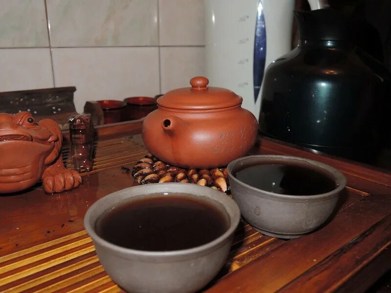 Пуэр в термосе. Варка Шу пуэра. Чай пуэр прущий. Пуэр прет. Варка чая по методу Лу Юя.
