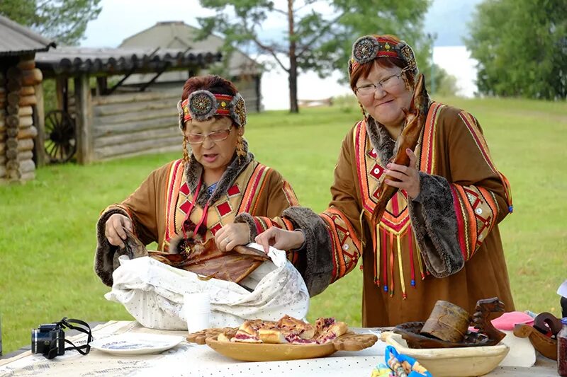 якутский пенсионер. пенсионеры якутяне. якуты на амурская область. якутский пенсионер. сургутский дедушка.