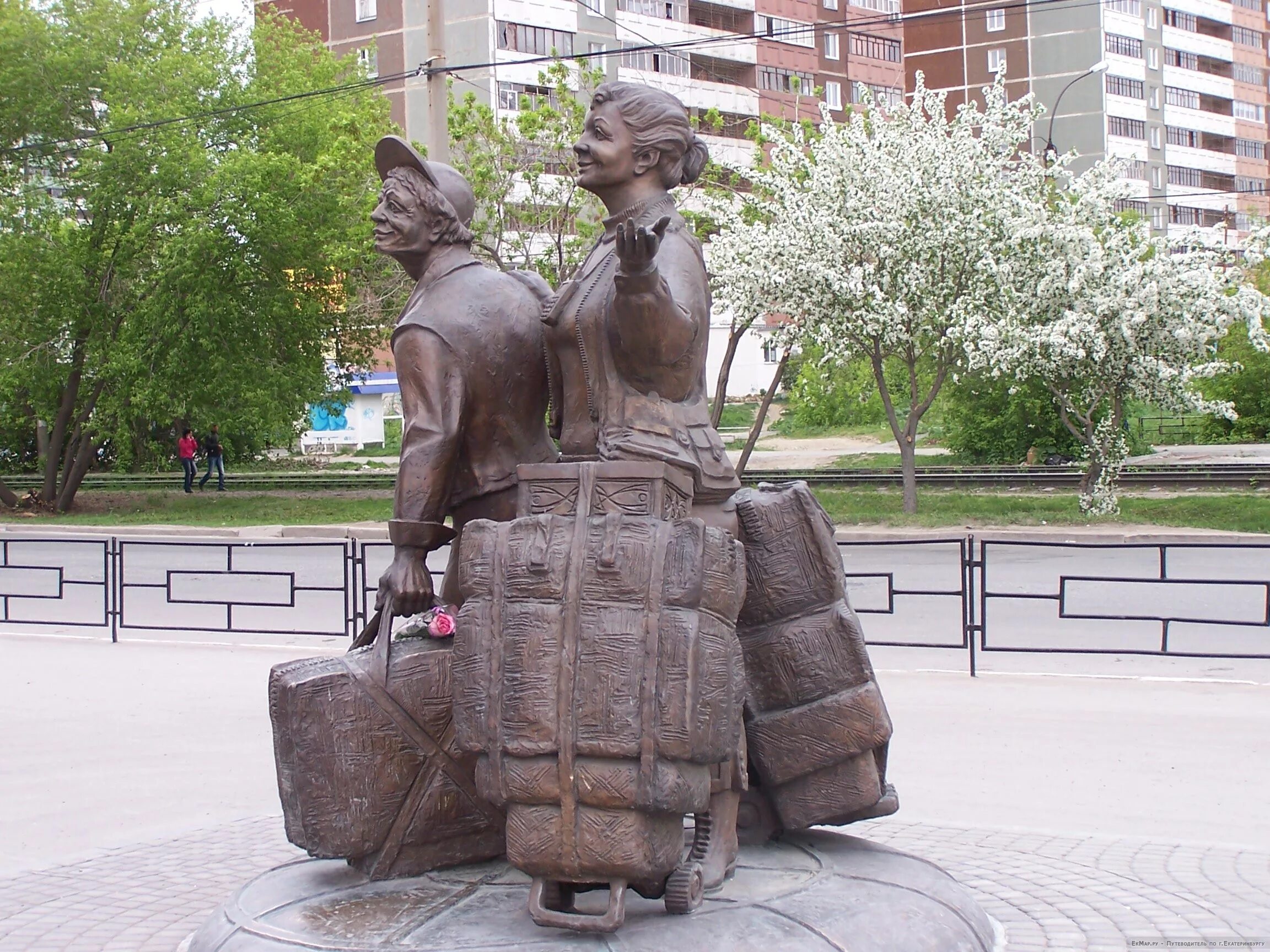 В екатеринбурге есть памятник. В екатеринбурге есть памятник. Улица вайнера екатеринбург памятники. В екатеринбурге есть памятник. Известные памятники екатеринбурга.