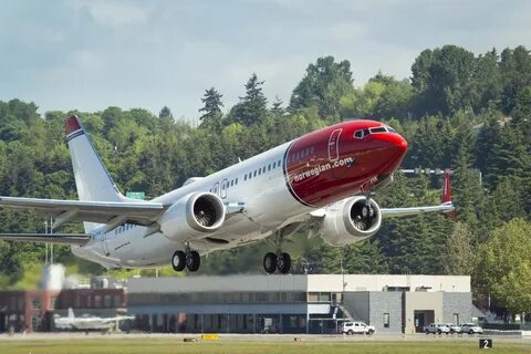 Самолет max 8