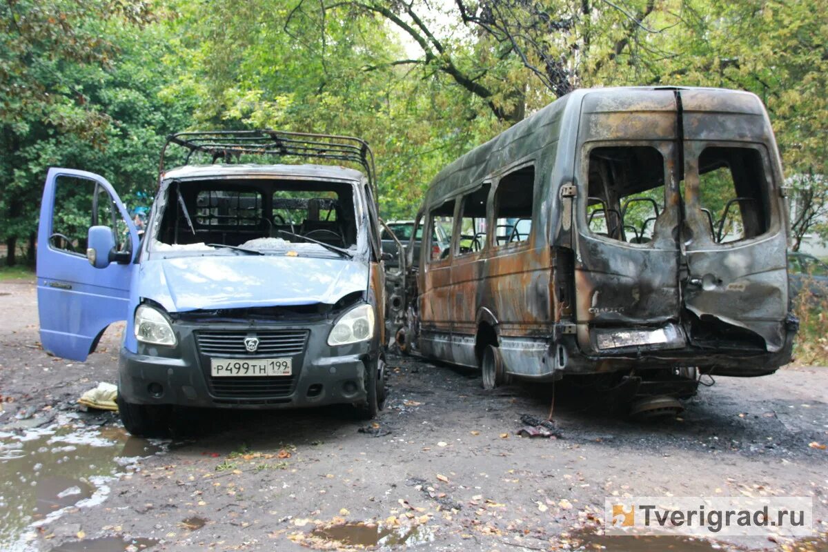 Автобус в 4 утра. В Твери сожгли Грузовики. Фото Газель из ада. Фото Газель с войны.