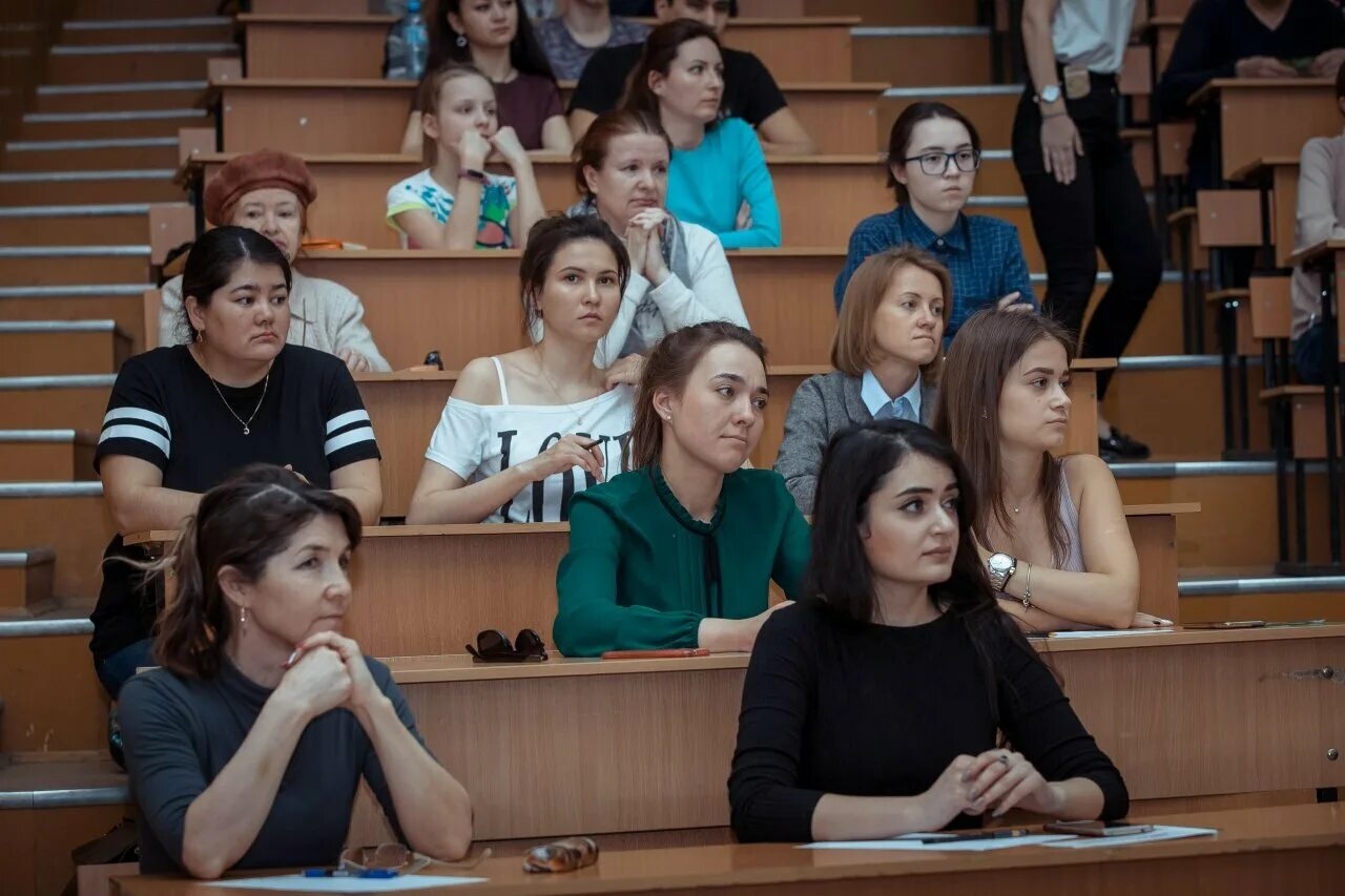 Башгу башкирский государственный университет. Башгу уфа. башгу внутри. студенты башгу. бгу уфа внутри.
