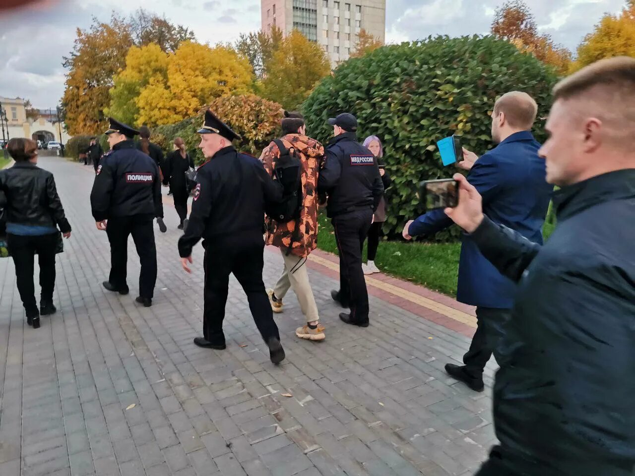 Полная мобилизация в 2024 свежие новости. Мобилизация в москве 2022. Полная мобилизация в 2024 свежие новости. Полная мобилизация в 2024 свежие новости. Полная мобилизация в 2024 свежие новости.