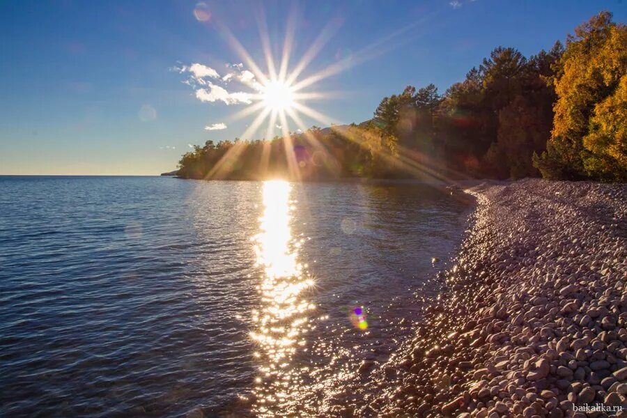 Озеро солнце. Солнце Байкала. Солнечный день Байкал. Утро на Байкале. Летнее утро на озере