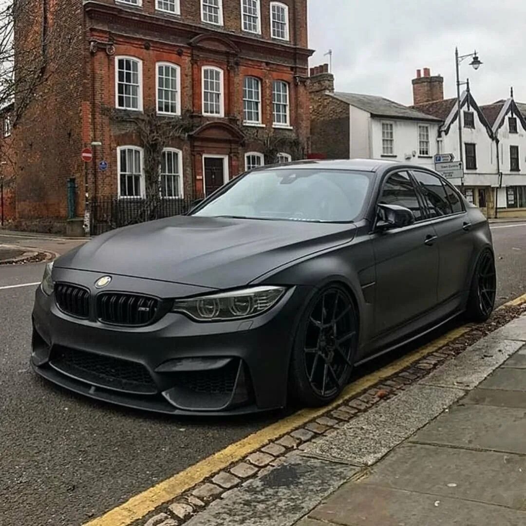 Bmw черная матовая. BMW m3 f90 Black. BMW f80 черная. BMW m3 f80 черная матовая. BMW m5 f80 Black.