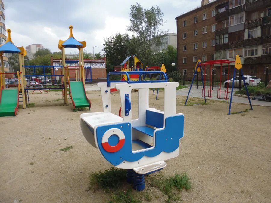 Площадка красноярск. Детская площадка в центральном районе. Площадка в краснозерске. Детские площадки красноярск. Детские площадки красноярск.