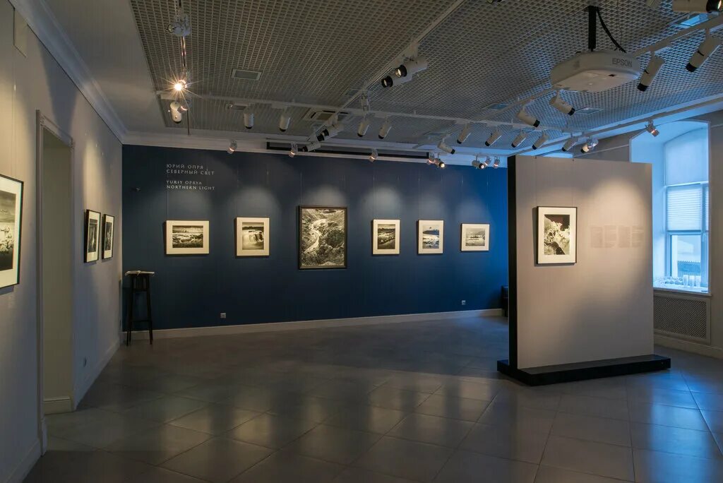 арт центр галерея. арт центр галерея. выставочный зал «центр искусств. арт центр галерея. центр искусств москва, москва.