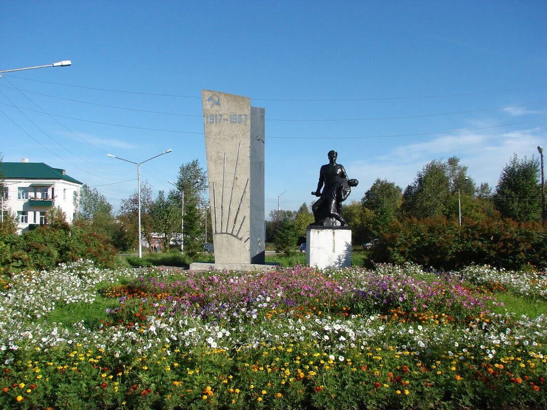 Пермский край памятники Лысьва. Памятник героям гражданской войны Лысьва. Достопримечательности Лысьвы Пермский край. Памятники в Лысьве. Тгз лысьва