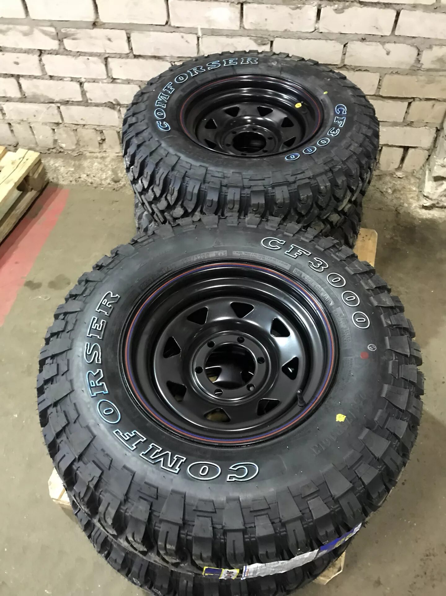 Грязевая резина r16 купить. 265 75 Р16 Нива. Off Road Wheels r16 на ниву. Грязевая резина 265/75 r16. Диски офф роуд на ниву r15.