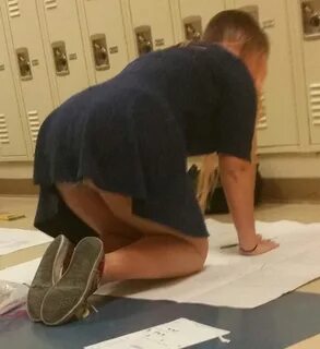school-creepshots-post-16-43.jpg.