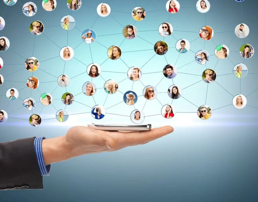 виртуальное общение. общение в социальных сетях. коммуникация люди. общение в социальных сетях. телекоммуникации и связь.