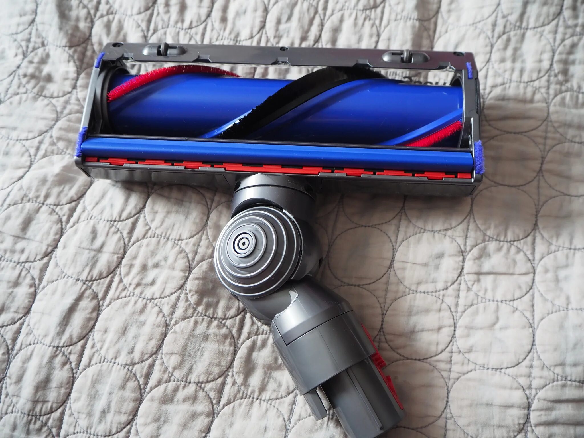 Dyson v8 absolute+. Dyson v8 absolute насадки. Пылесос Дайсон v8 absolute. Пылесос Dyson v8 absolute. Absolute 8