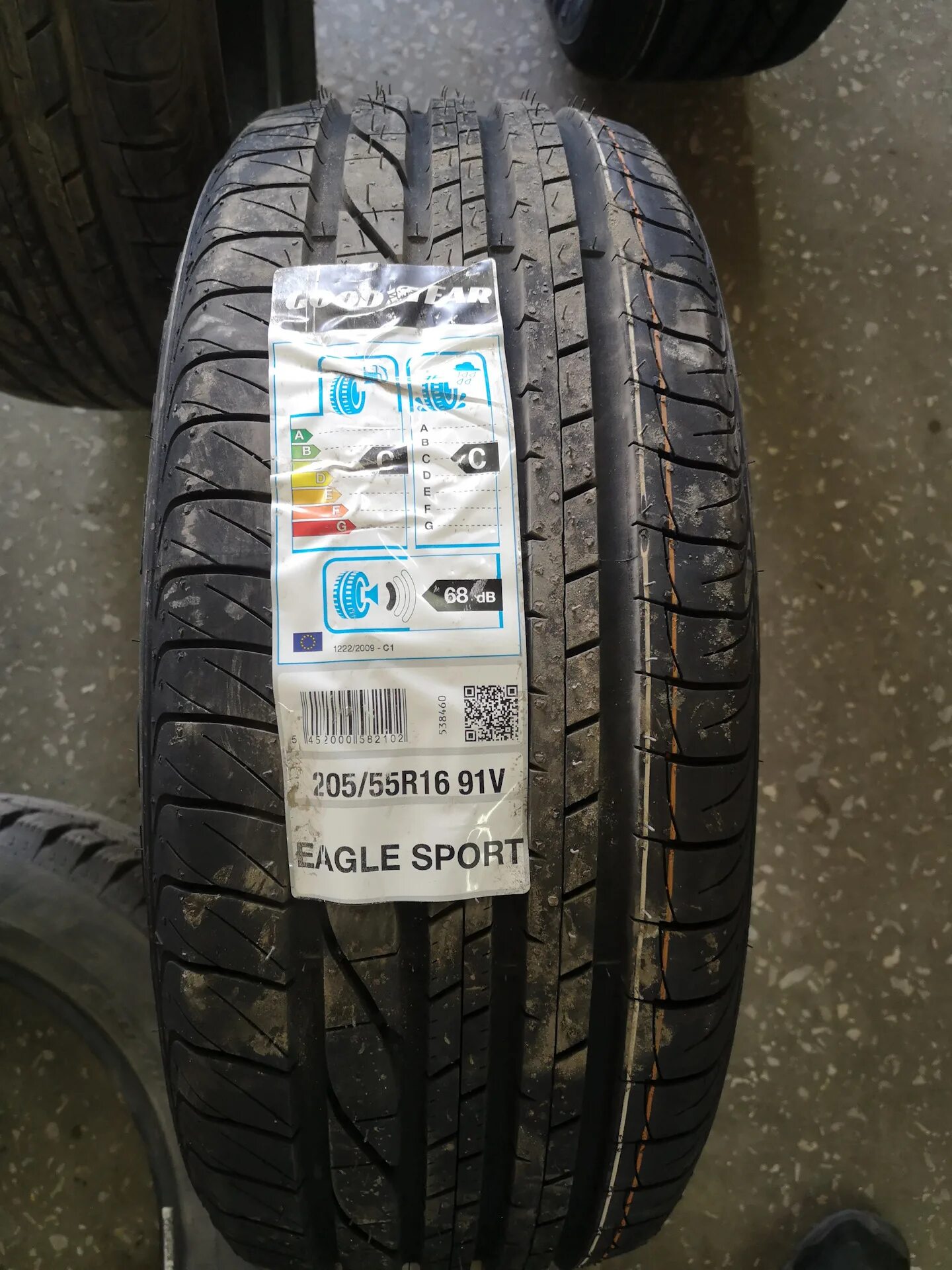 Резина eagle sport. Eagle Sport 205/55 r16. Гудиер игл спорт 205 55 r16. Goodyear Eagle Sport 205/55 r16. Goodyear Eagle Sport 205/55 r16 91v.