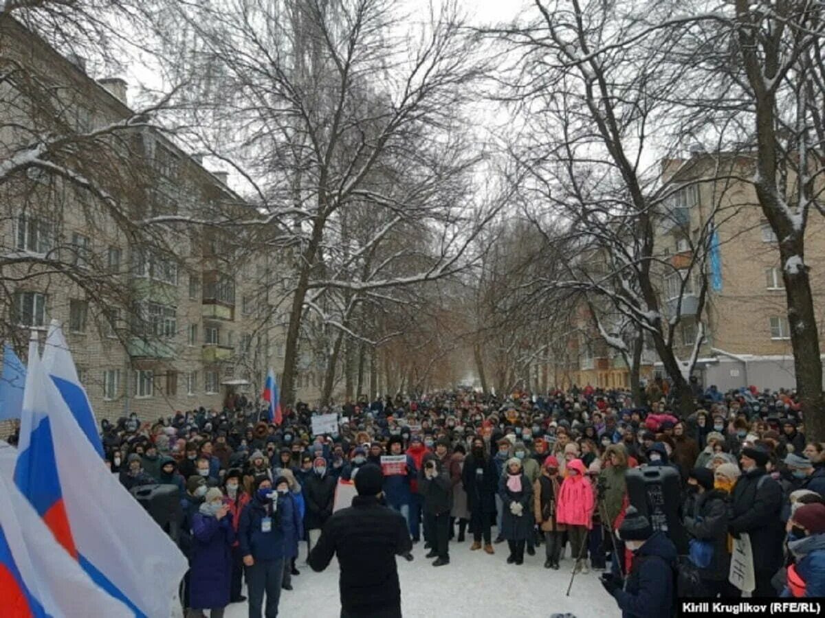 ФБК митинг. Питер 21 апреля митинг. Москва митинг 21. Херсон митинг против России. Против действующей власти