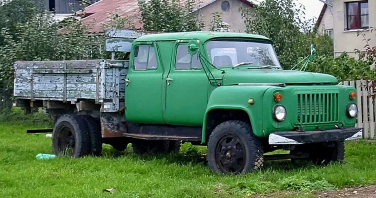 Газ-52 и газ-53 отличия. Газ 53 мрс-1-53-1. Чем отличается газ 52 от 53. Газ 53. Газ 53 тягач.