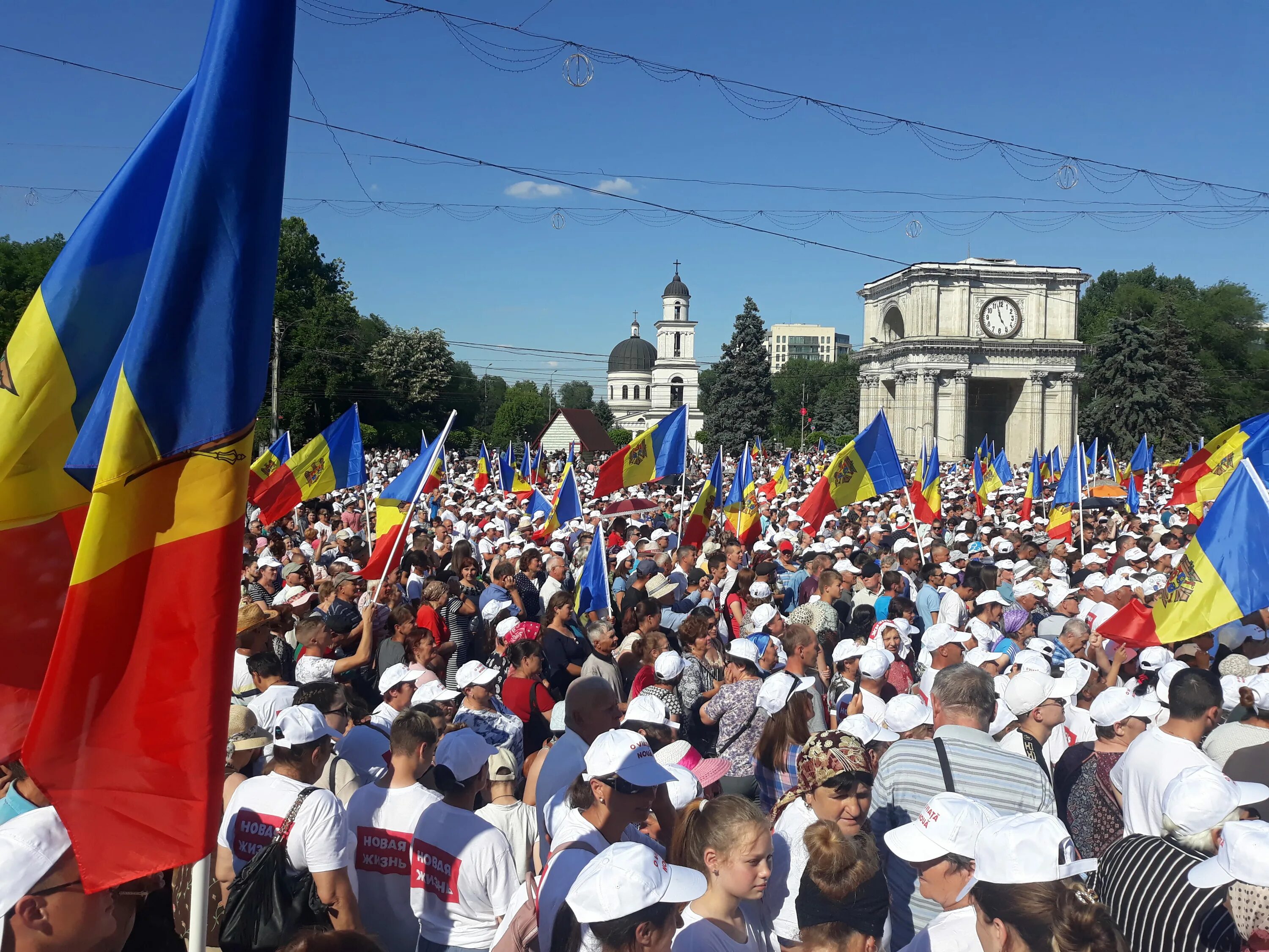 Протесты в Кишиневе 2022. Митинги в Молдове. Митинг в Кишиневе. Митинг в Молдове сейчас 2022.