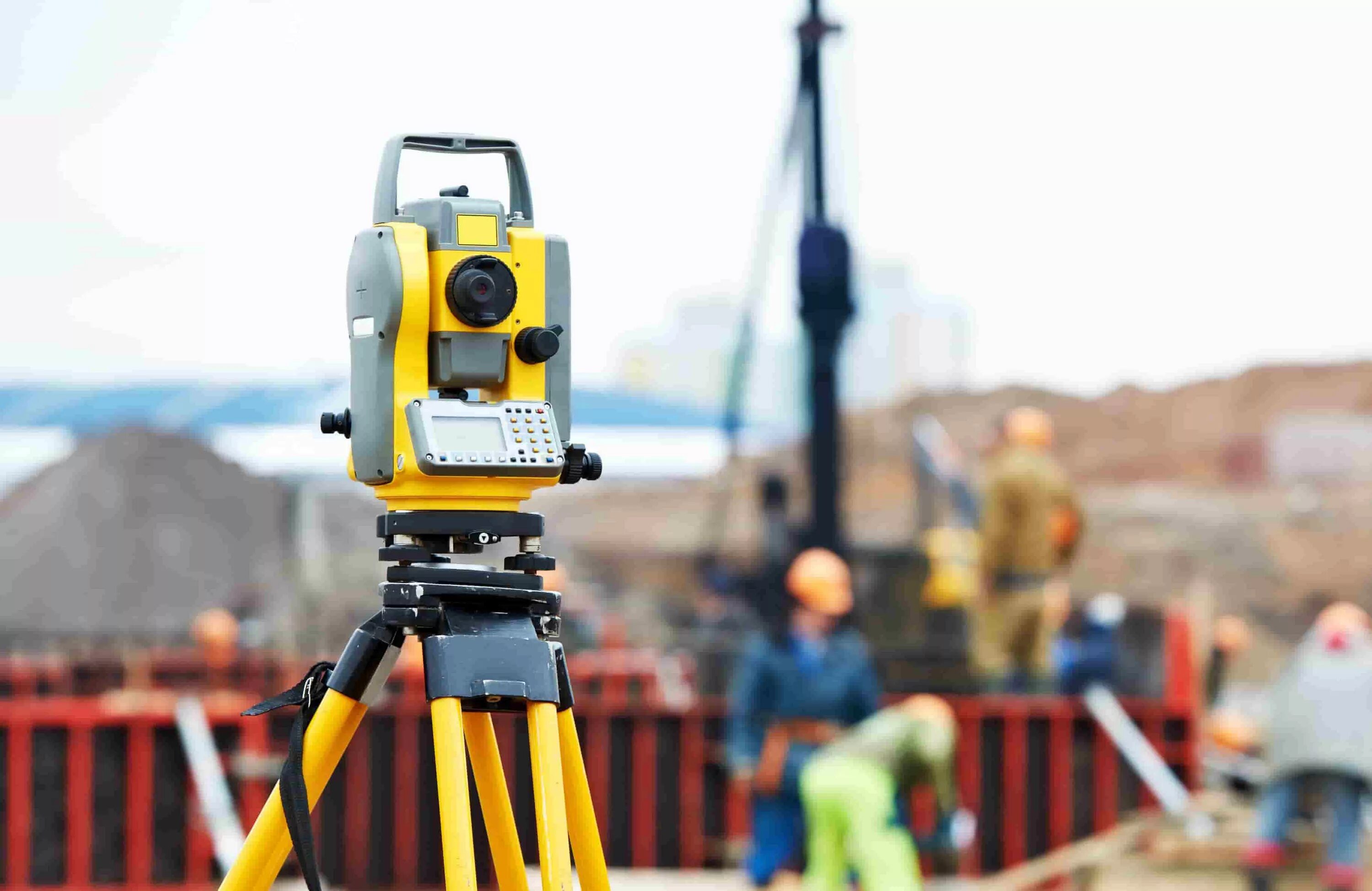 проведение топографо геодезических работ. геодезические изыскания для строительства. инженерно-геодезические изыскания. тахеометр геодезический. топосъемка тахеометром sokkia.