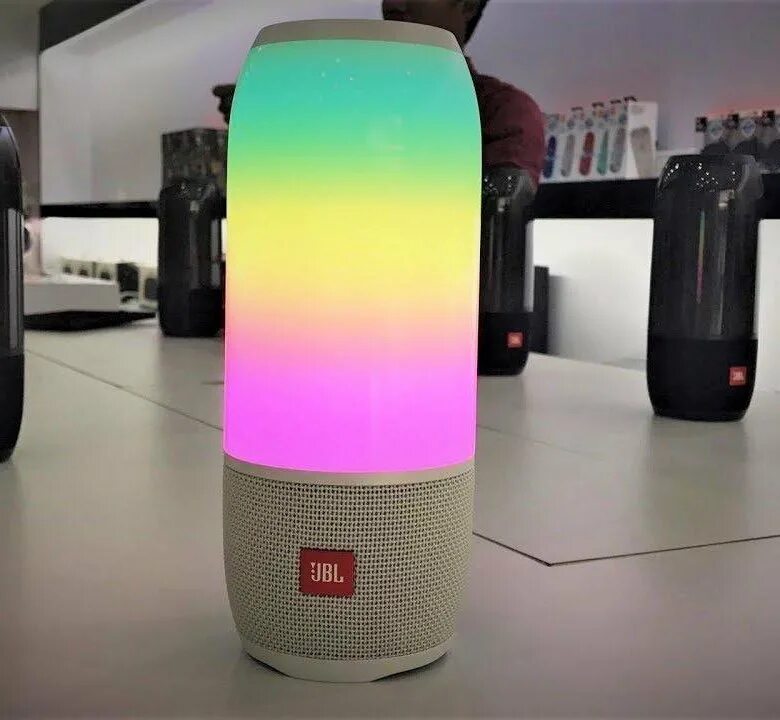 Jbl светится. JBL Pulse 3. Колонка JBL Pulse. JBL Pulse 3 6000mah. Колонка JBL 6000 W.