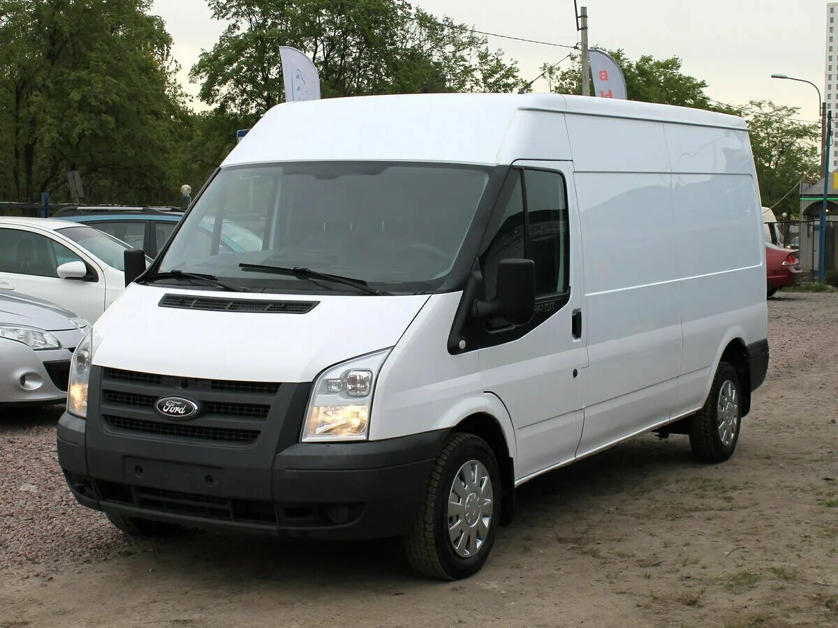 Ford transit 2012 swb. Форд транзит пассажирский 18. Форд турист микроавтобус. Ford transit фургон 2007. Ford transit van 2020.