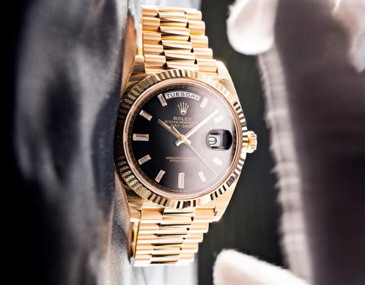 Day date watch. Ролекс тони сопрано. часы тони сопрано ролекс. сопрано rolex day date. rolex datejust клан сопрано.