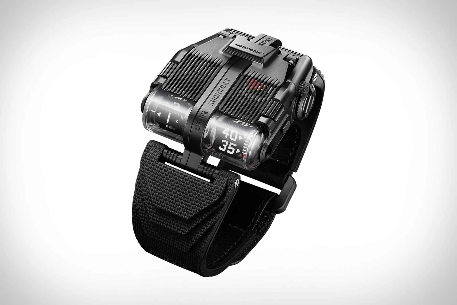 Urwerk ur-112. Футуристические корпуса с батарейками. Часы urwerk ur-112. Urwerk 202. Ur 112.