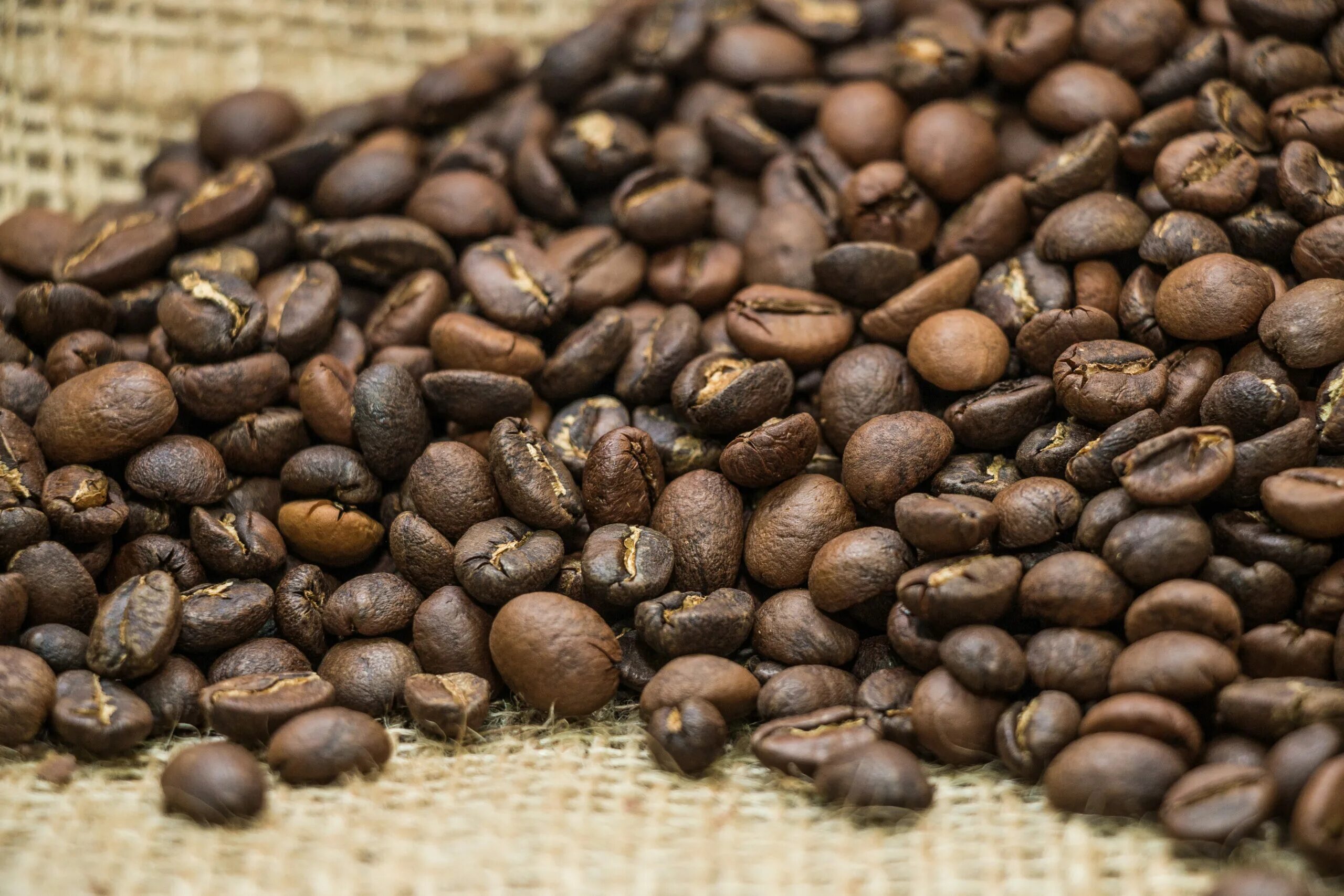 Кофе в зернах 80% Арабика +20% Рабуста. Кофе Арабика Гватемала. Кофе зерновой Арабика. Светлая Арабика. Эспрессо обжарка