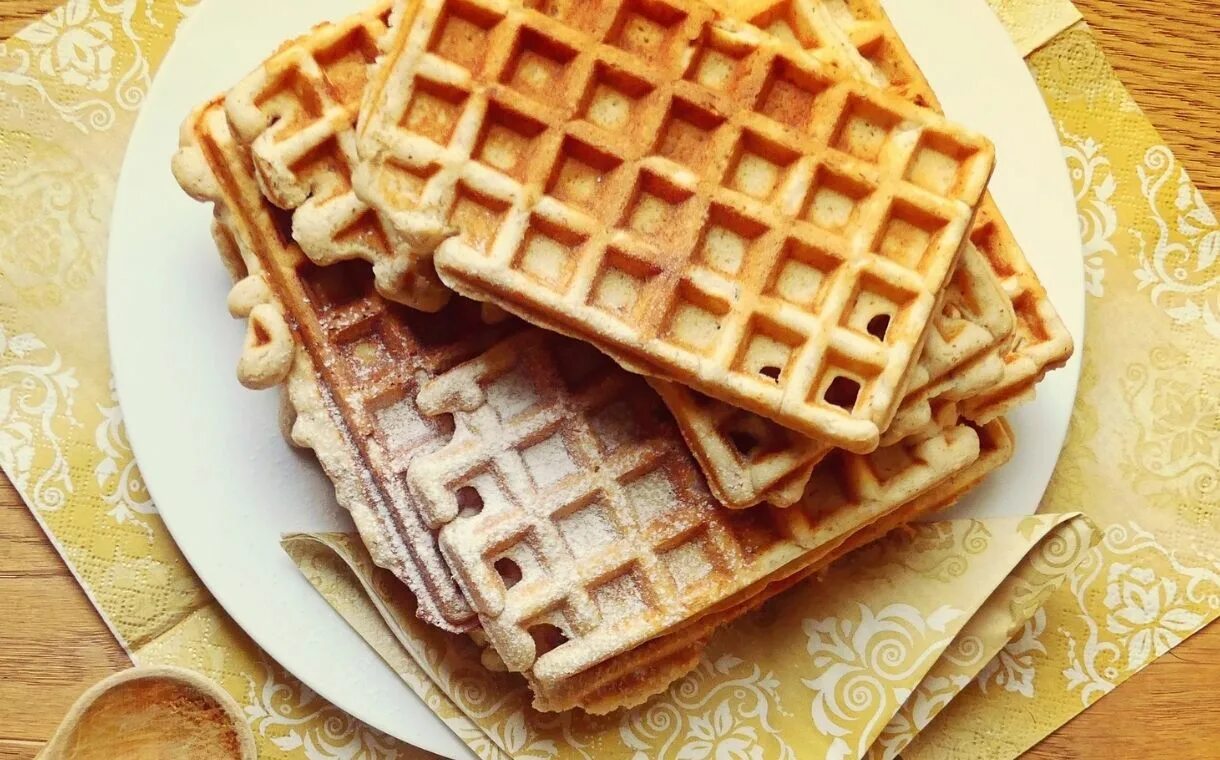 силиконовая форма для выпечки. вафли в духовке в силиконовой. форма для венских вафель для духовки. вафли в духовке. вафли в духовке в силиконовой.