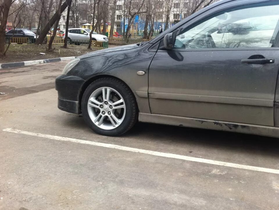 205/55 r15 лансер 9. Резина лансер 9. 205 45 16 lancer 9. Диски митсубиси лансер 9 оригинал. 205/65 r15 на лансер 9.