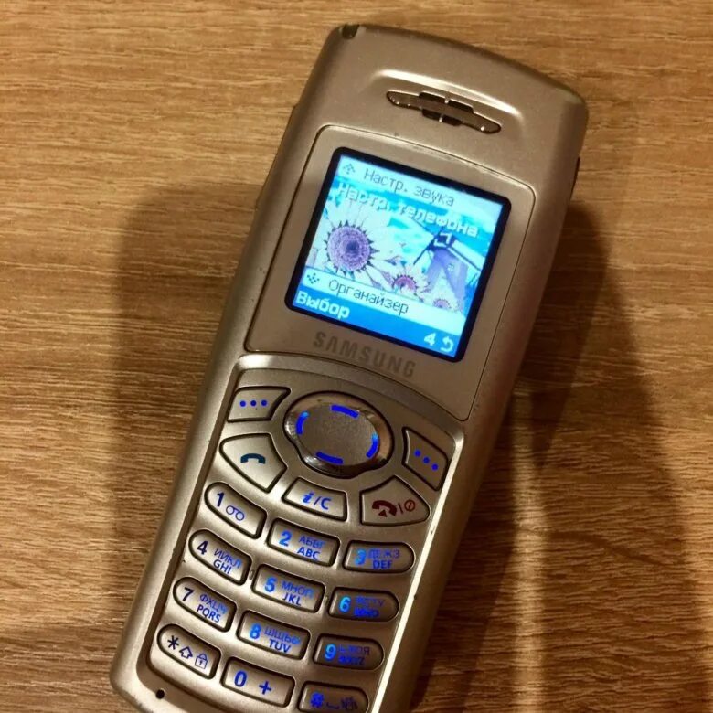 S100 телефон