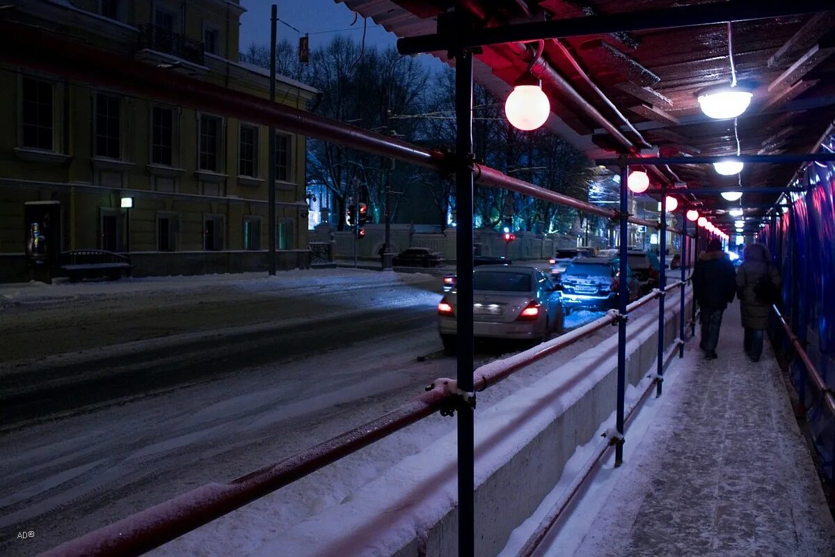 Выйти на улицу ночью 2 августа. Ночные улицы Москвы. Улицы млсквызимой ночью. Ночные улицы Москвы зимой. Улицы Москвы зимой ночью.