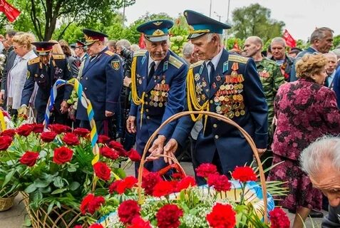 День под п