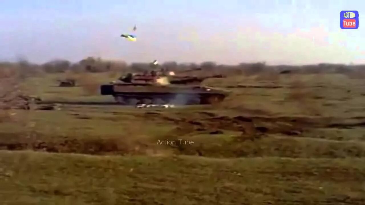 Русский танк расстрелял блокпост укропов. Пулеметчик на украине. Блок пост с. Расстрелять блокпост. Расстрелять блокпост.