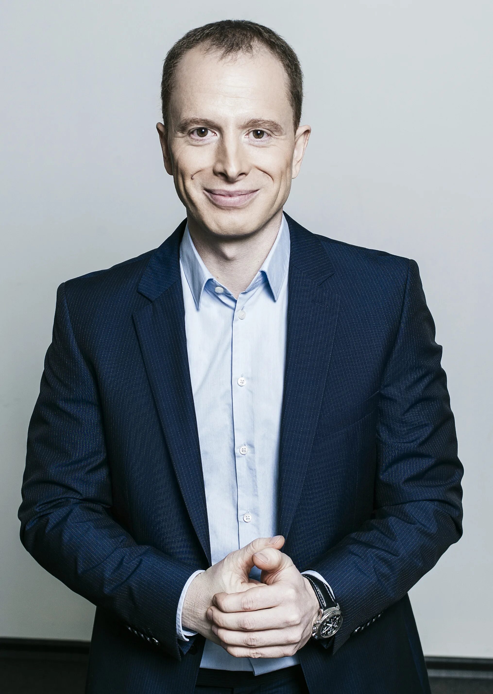 Групповой тренинг по психологии. Бизнес тренер женщина. Ведущий тренинга. Женский психологический тренинг. Ведущий тренинга.