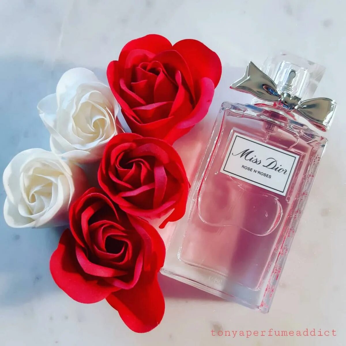 Мисс диор Роуз. Духи Miss Dior Rose n Roses. Miss Dior Rose n'Roses 100 мл. Духи розочка