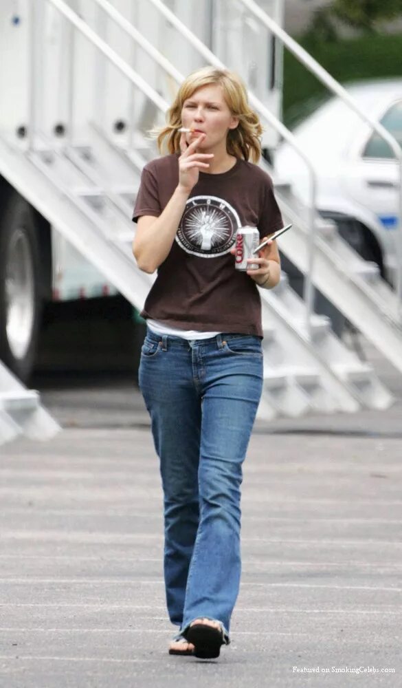 леонардо ди каприо vape. курящие звезды голливуда женщины. певица с сигаретой. кэтрин хейгл курит. российские звезды с сигаретой.