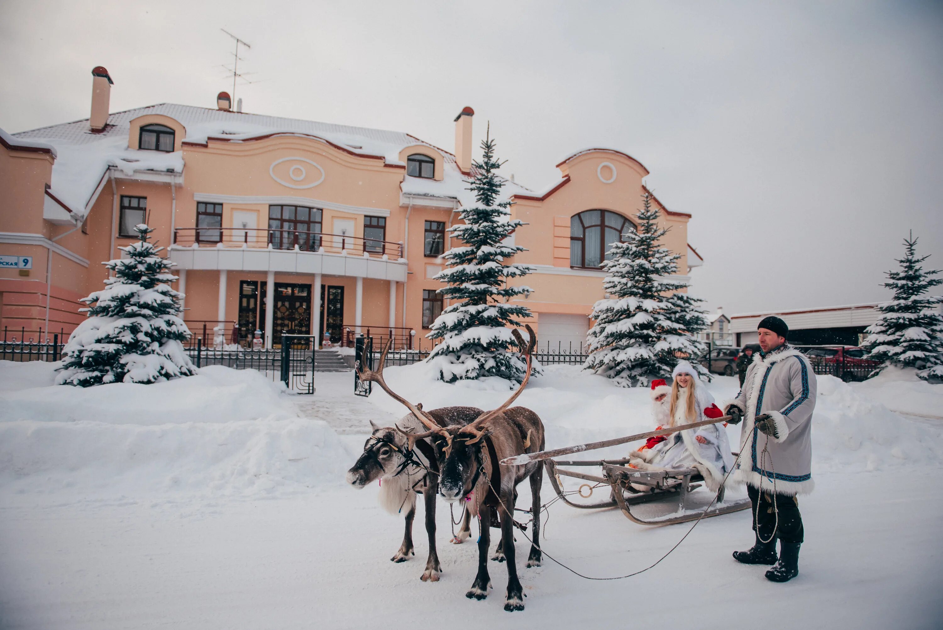 Оленья ферма нижний тагил. Верхняя пышма оленья ферма село мостовское. Верхняя пышма оленья ферма село мостовское. Оленья ферма озеро иткуль. Оленья ферма екатеринбург сысерть.