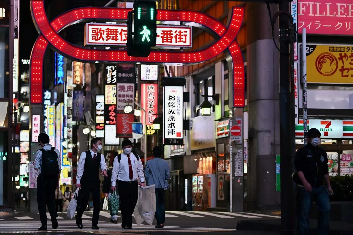 Япония Повседневная жизнь. Японцы в Токио повседневность. Жизнь в Токио. Япония современная жизнь.