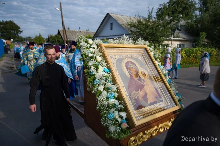 Что случилось с иконами