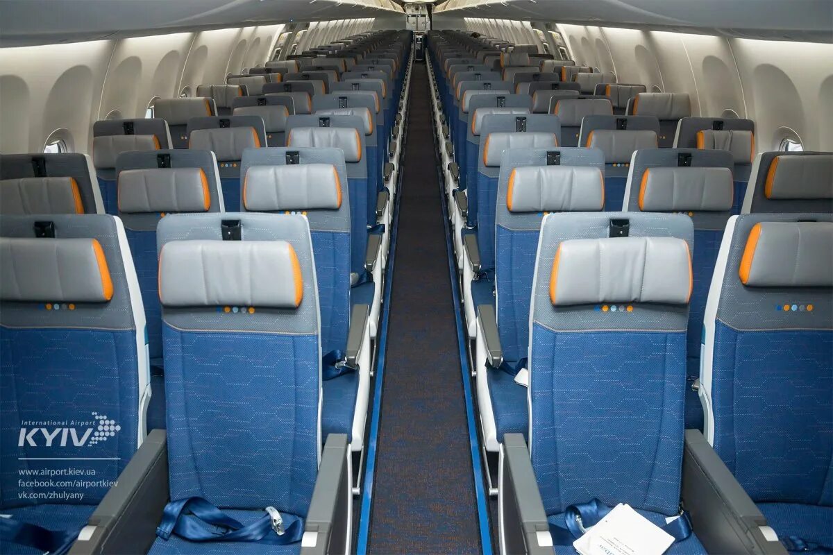 Flydubai в самолете boeing 737. Боинг 737 макс флай дубай. 737 max fly dubai. Boeing 737-8kn. Boeing 737 flydubai салон.