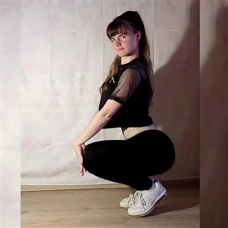 Аня танцуй. Аня танцуй. Аня танцуй. Танцуй аня. Аня танцуй.