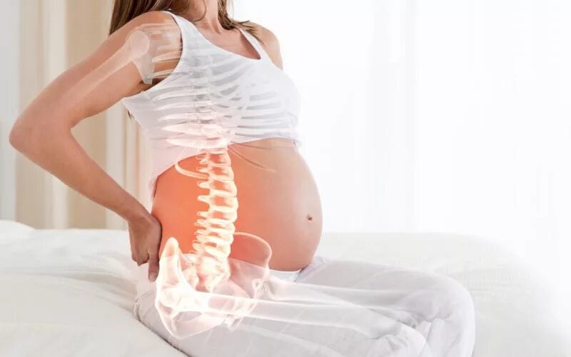 Беременные женщины. Спина при беременности. Боль в спине у беременных. Беременность и позвоночник. 25 неделя схватки