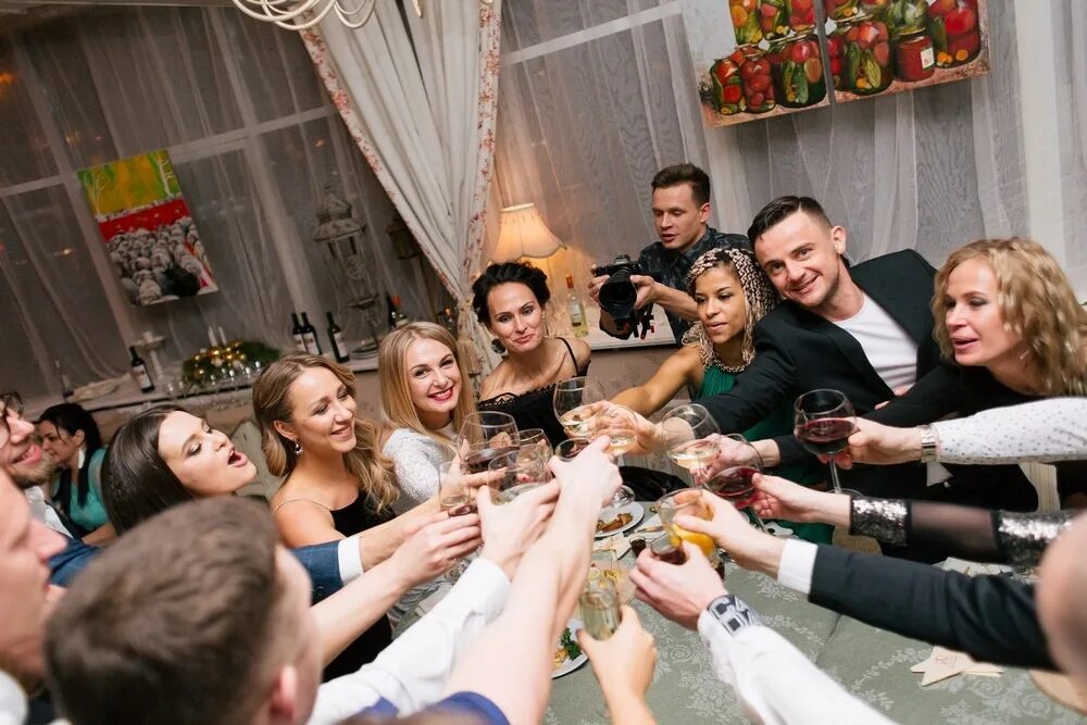 Live performance. Other events. Человек в круге. Other events. Студенческий праздник ваппу финляндия.