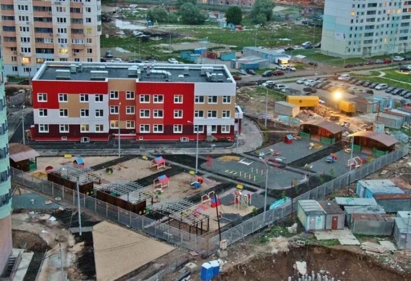 Сады павшинская пойма. Павшинская пойма красногорск. Павшинская пойма спасский мост. Сад град павшинская пойма. Садик 50 павшинская пойма.