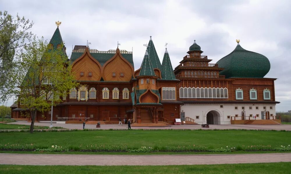 Турнир святого георгия 2023. Парк коломенское пикник афиши. Коломенское площадка зингаро. Площадка зингаро в коломенском. Музей шелехов.