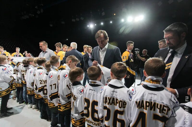 Северсталь школа. Северсталь 2004. Сдюшор северсталь. Хоккейная школа северсталь 2009. Северсталь спб хоккей.