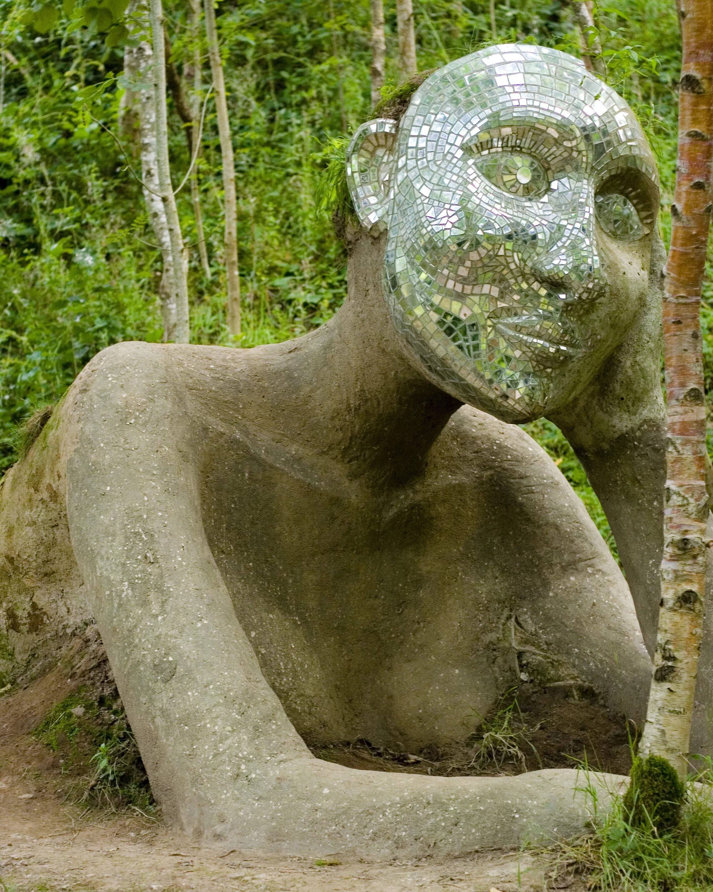 Затерянные сады. Lost Gardens of Heligan. Скульптура грязевая Дева Затерянные сады Хелигана Англия. Парк «Затерянные сады Хелигана». Затерянные сады Хелигана Ананасовая яма.