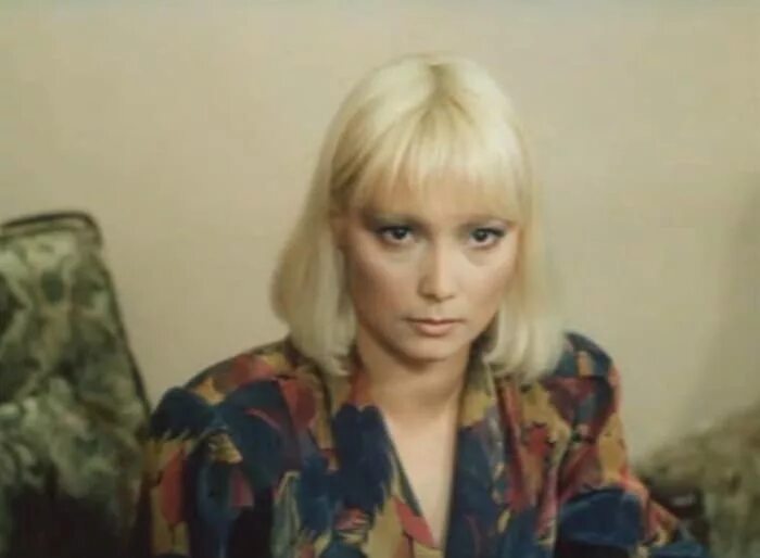 Сексуальная Лариса Белогурова – Гений (1991)