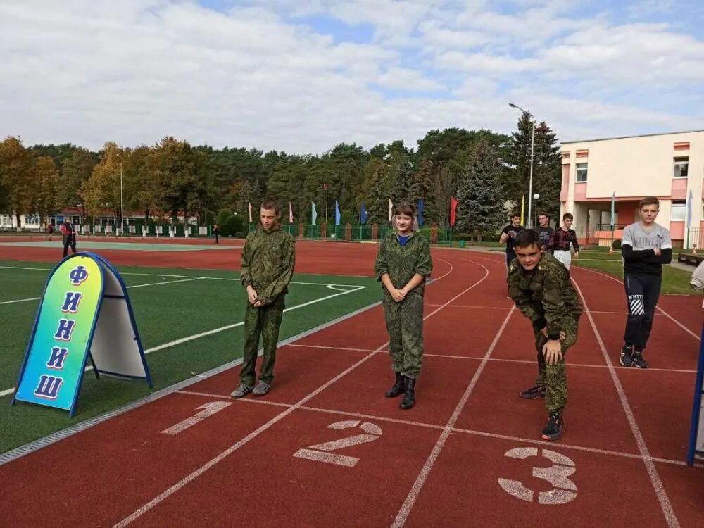 Гвардейская школа гимназия 2 электронный. Симферопольский район МБОУ Гвардейская школа №1. Гвардейская школа гимназия № 2. Гвардейская школа гимназия 3. Кадеты МБОУ СОШ школы 1.