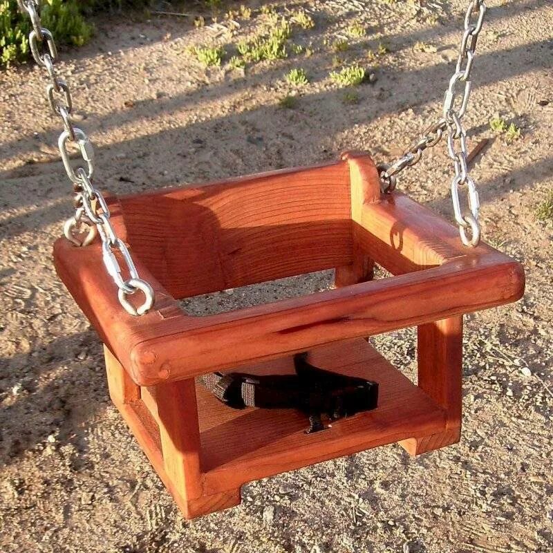 Как сделать сиденье для качелей. Качели из дерева для детей. Сиденье для качелей. Сидушка качели из дерева. Качели деревянные на цепях.